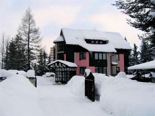 Pension Maan Tatranska Strba Exterior foto