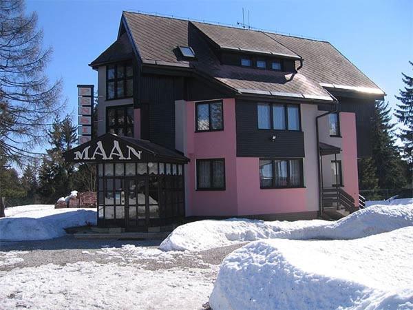 Pension Maan Tatranska Strba Exterior foto