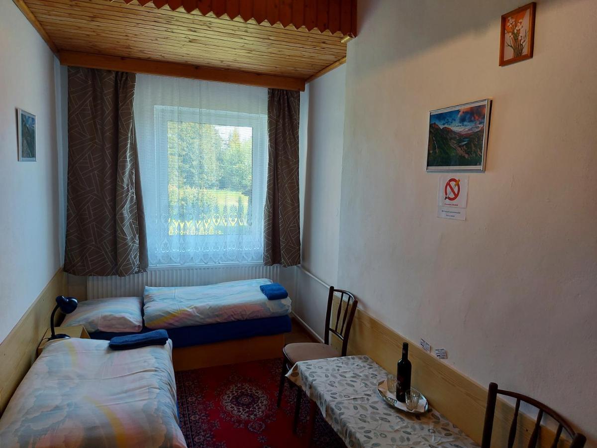Pension Maan Tatranska Strba Exterior foto